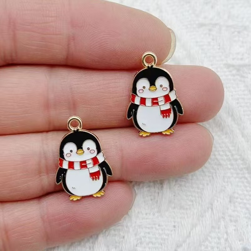 10 個漫画ペンギンパンダ DIY 韓国版キーホルダーペンダ - Gaming Accessories Gifts のレビューと価格