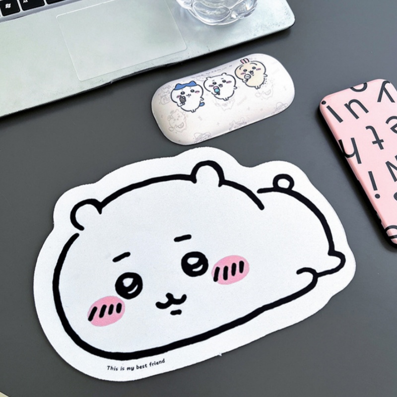 かわいいちいかわ漫画マウスパッドソフト防水デスクプロテクター - Accessories For Your Gaming Room のレビューと価格
