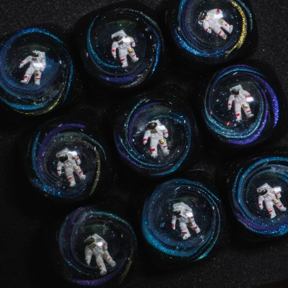 樹脂製の職人の宇宙飛行士のキーキャップ,メカニカルキーボード - Gaming Accessories Korea のレビューと価格